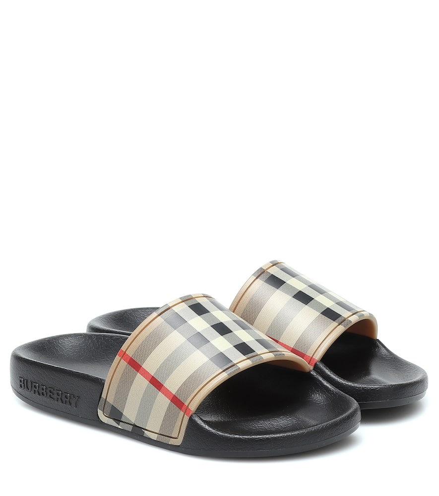 Click to view more detailed imagery on our partner's website Burberry Kids' Vintage Check Slides In Multicoloured