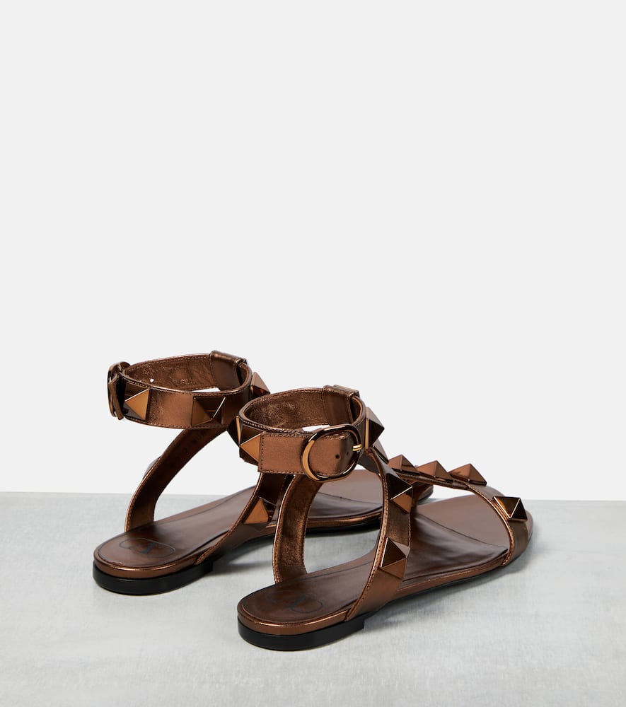 Valentino Roman Stud Metallic Leather Sandals In Metallic