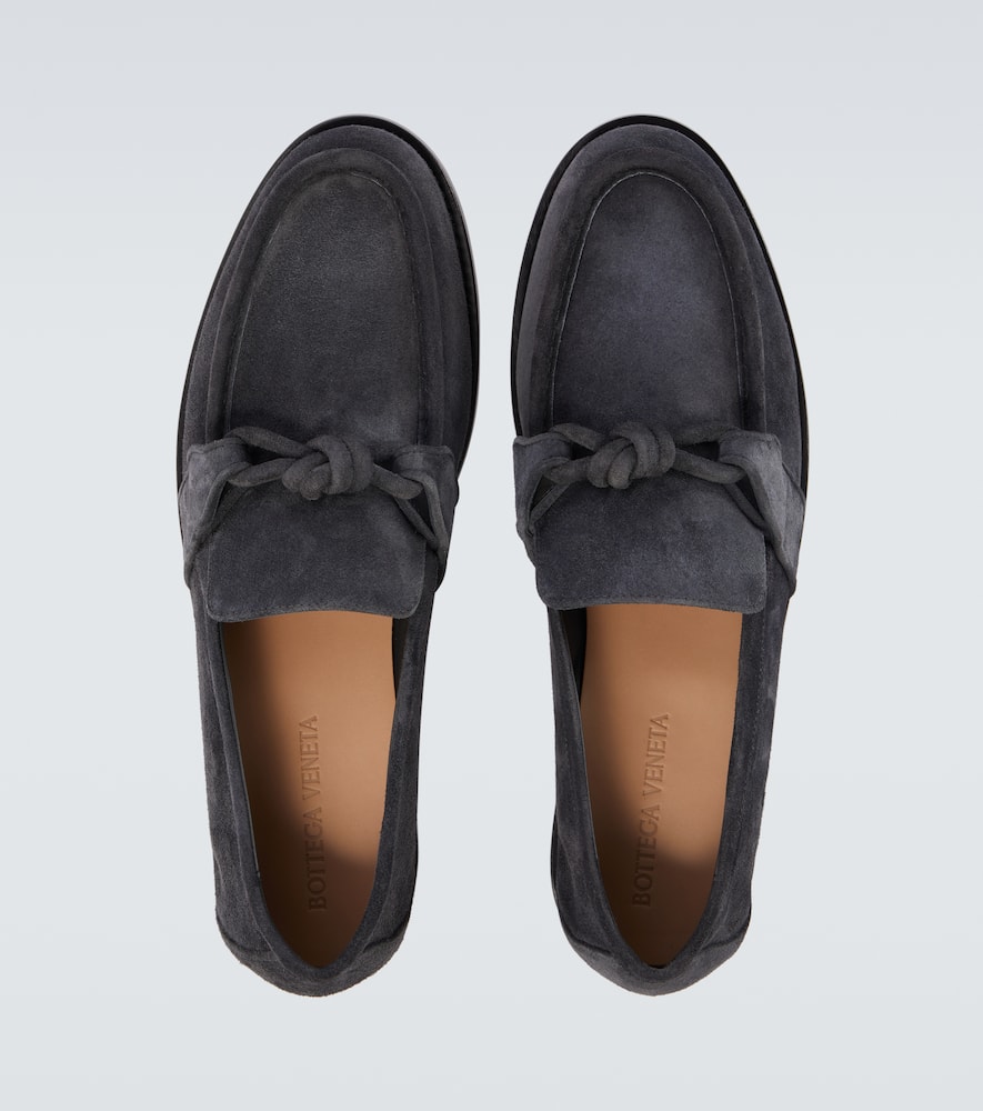 Bottega Veneta Astaire Knot Suede Loafers In Blue