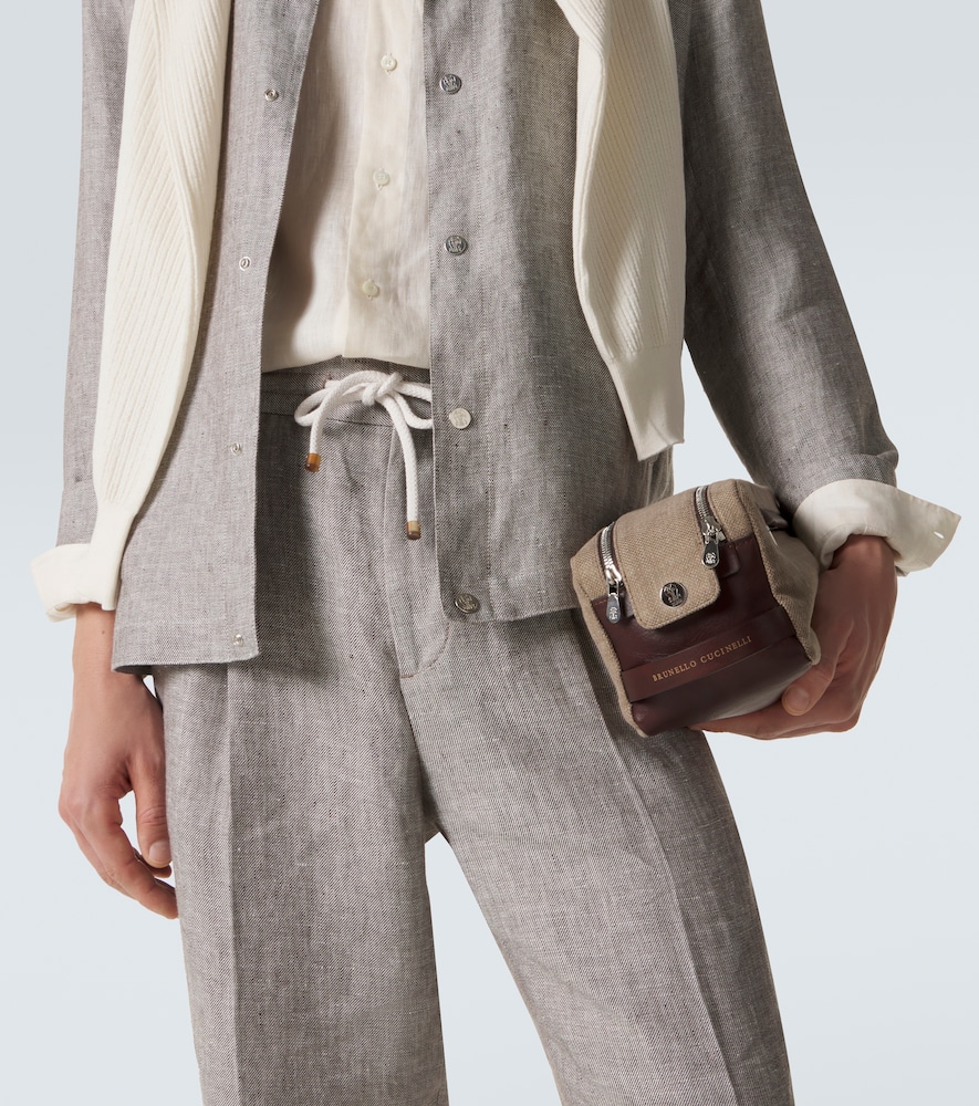  Brunello Cucinelli Brunello Cucinelli Leather-trimmed Toiletry Bag 