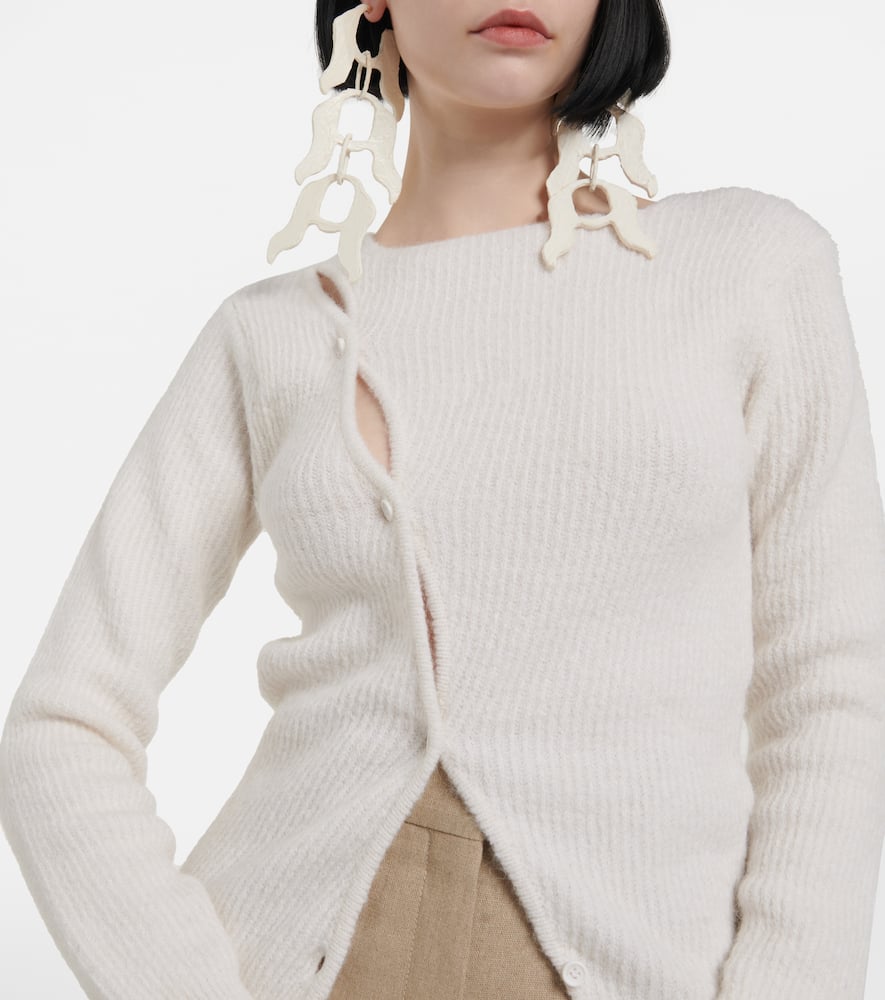Jacquemus Asymmetric Ribbed Cardigan In Off-white