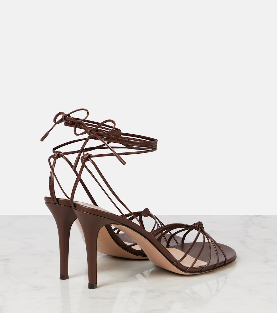 Gwyneth Sandals
