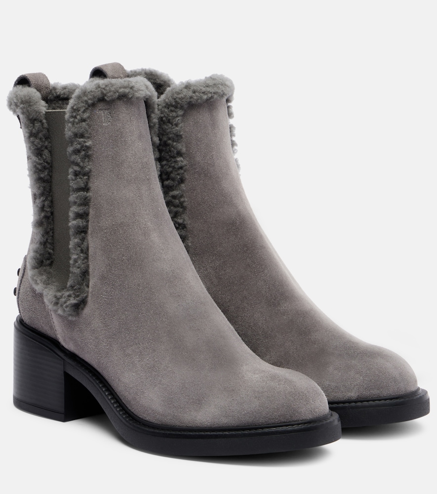 Tods Bottines 60 en daim et shearling 760 €