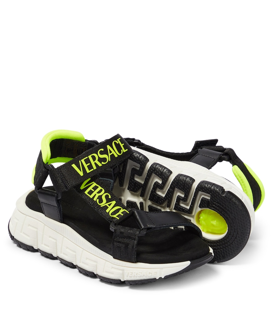  Versace Kids Versace Kids Logo Trigreca Sandals 