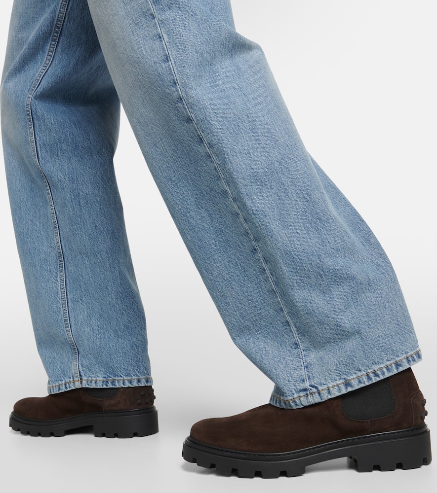 Tod's Suede Chelsea Boots In Brown