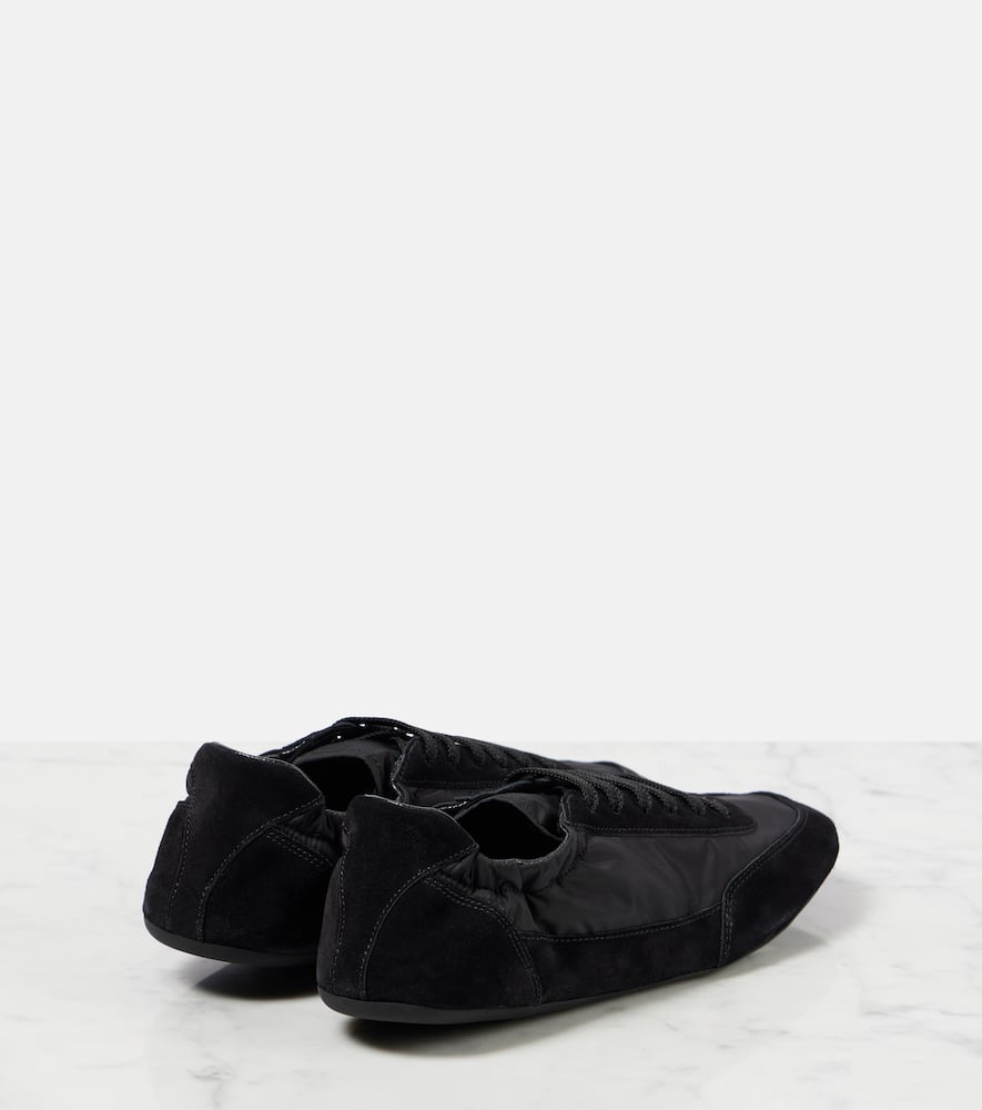 Prada Collapse Sneaker Aus Re-nylon Und Wildleder In Black