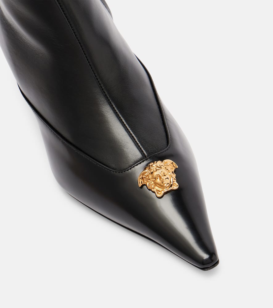 Versace La Medusa 55 Leather Ankle Boots In Black