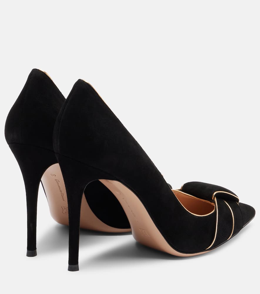 Gianvito Rossi Suede Pumps In Black