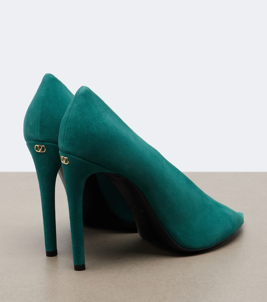 Garavani Vlogo Révélé Suede Peep-Toe Pumps