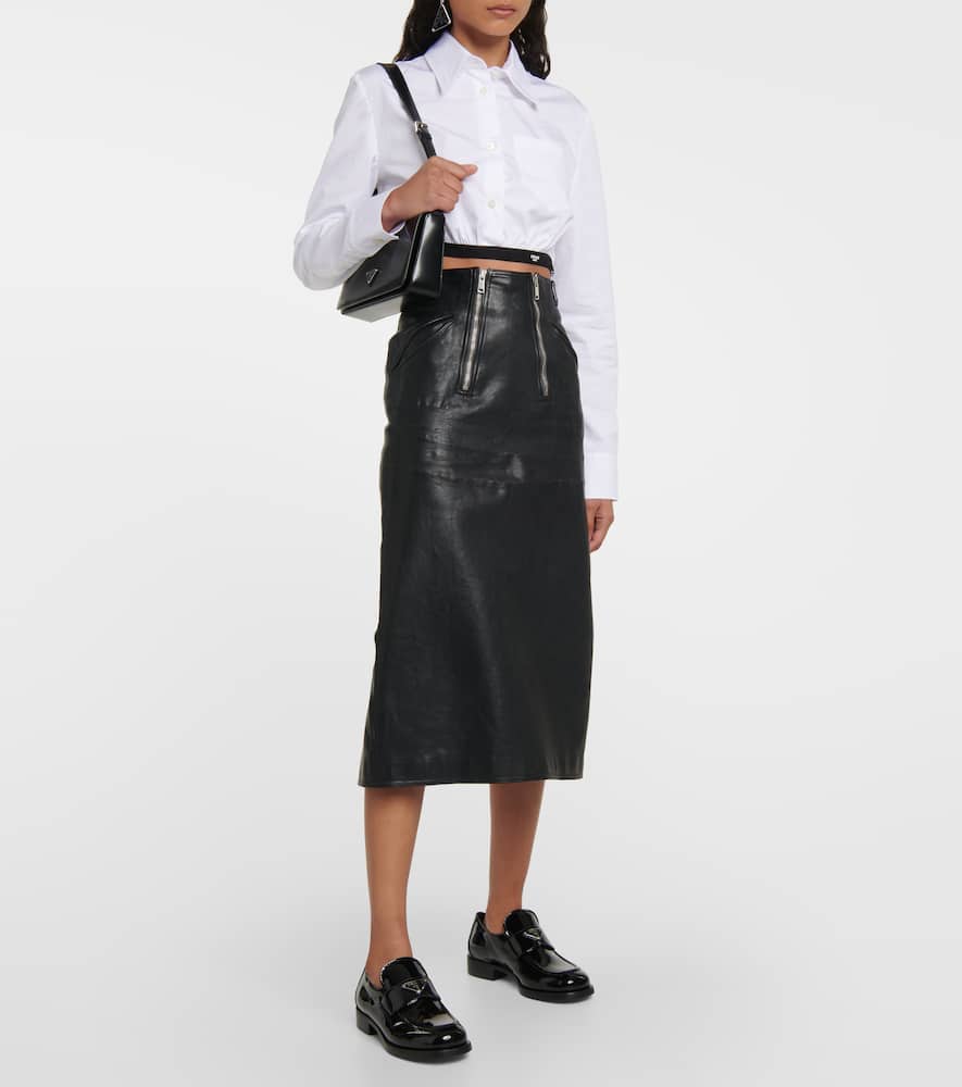 Prada Logo Patent Leather Loafers In Nero