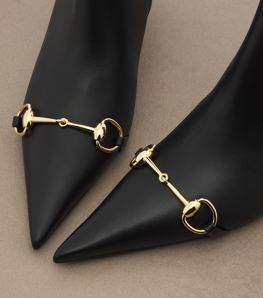 Donna Horsebit Ankle Boots