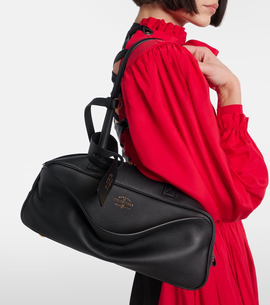 Balenciaga Small Calf Leather Carrie Bowling Top-handle Bag In Black