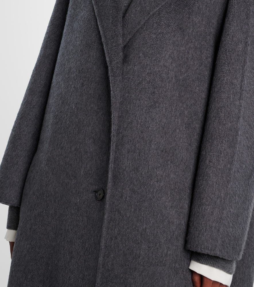 The Row Gustaf Cashmere Coat In Green