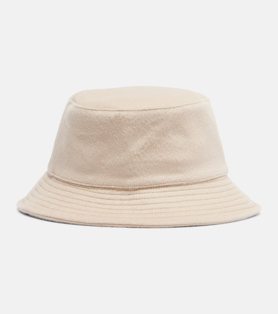 Jacquemus Bob Wool Bucket Hat In Sand