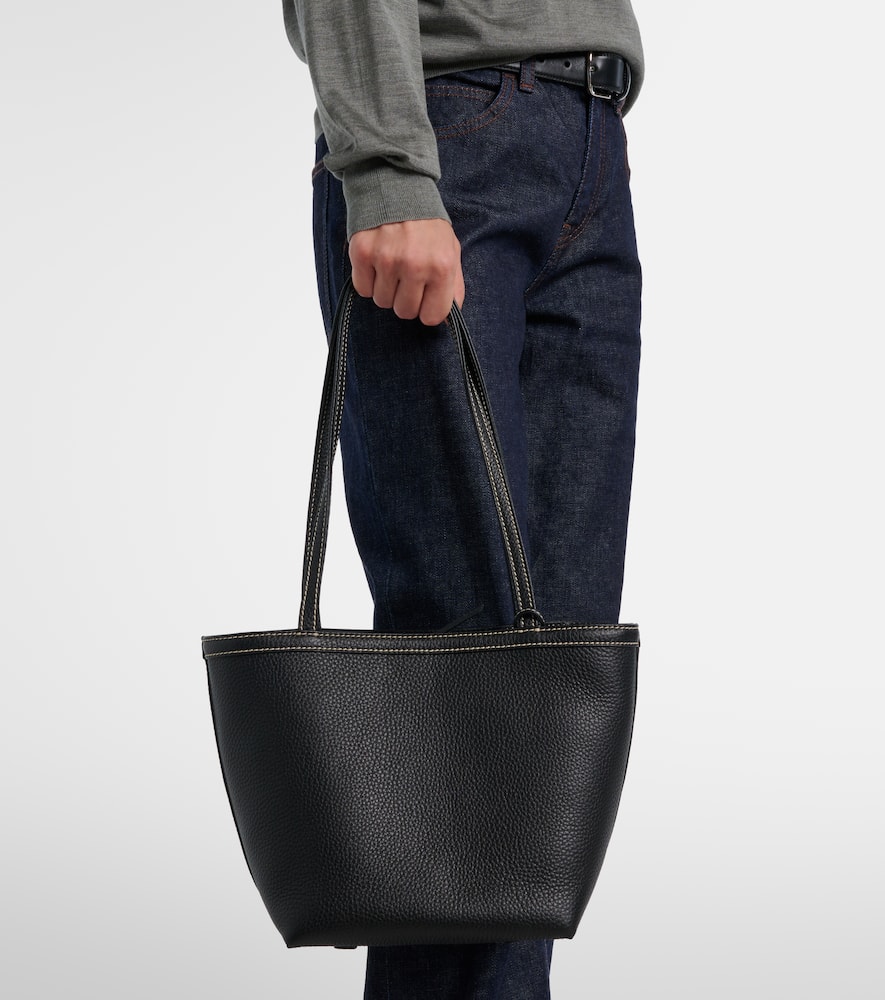 The Row Tote Bag Park Medium Aus Leder In Black