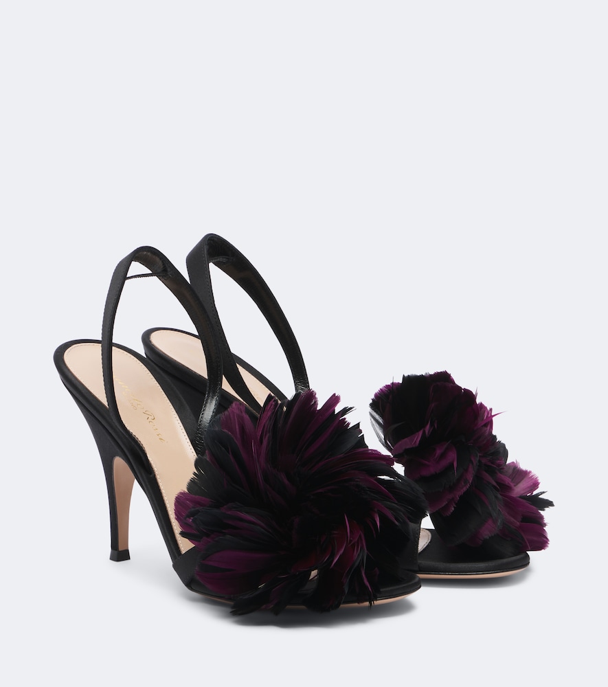 Gianvito Rossi 花卉贴花缎布露跟凉鞋 In Black+syrah
