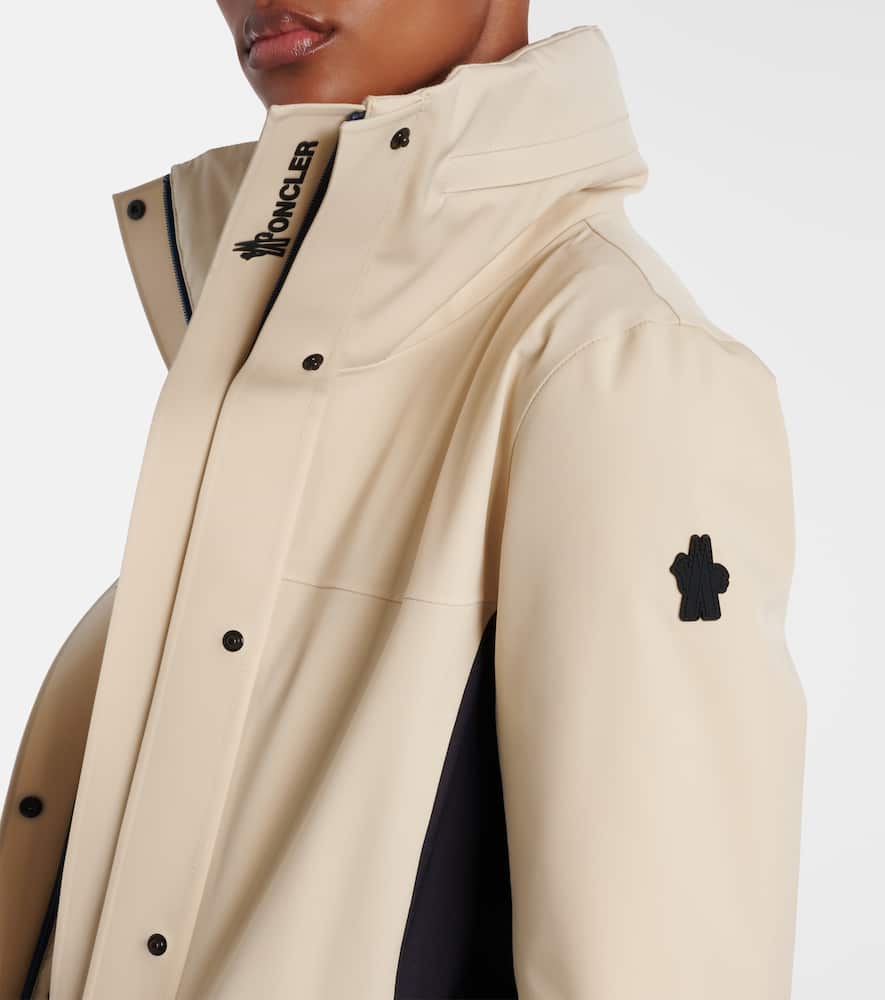 Moncler Belted Ski Jacket In Neutral
