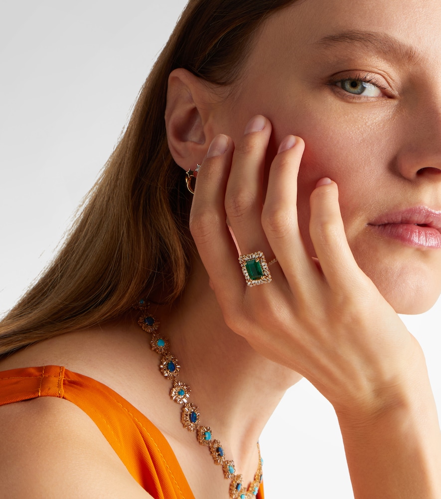 Suzanne Kalan 18kt gold ring with emerald and diamonds