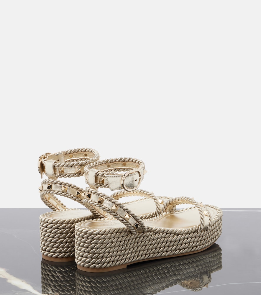  Valentino Garavani Valentino Garavani Espadrille-sandalen Rockstud Torchon Aus Leder 