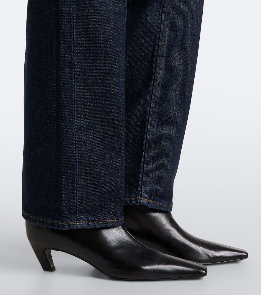 Essential Straight Jeans