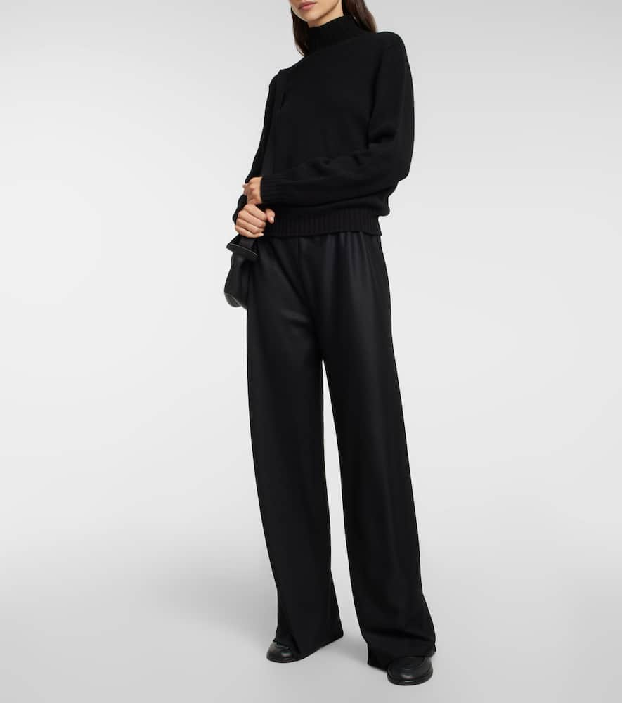 Shop The Row Kensington Cashmere Turtleneck Sweater In Black