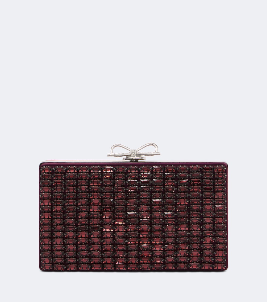 Verzierte Clutch aus Chainmail mit Kristallen