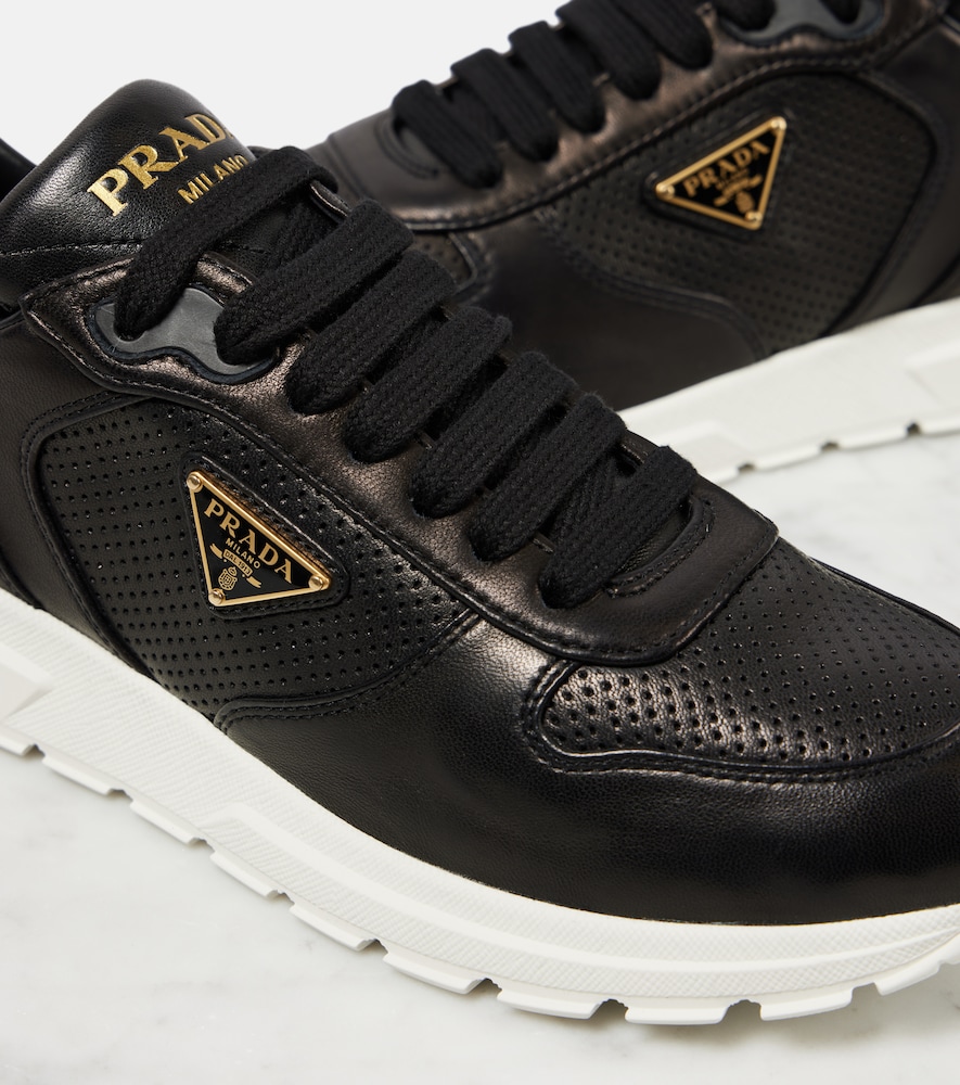  Prada Prada Sneakers Aus Leder 