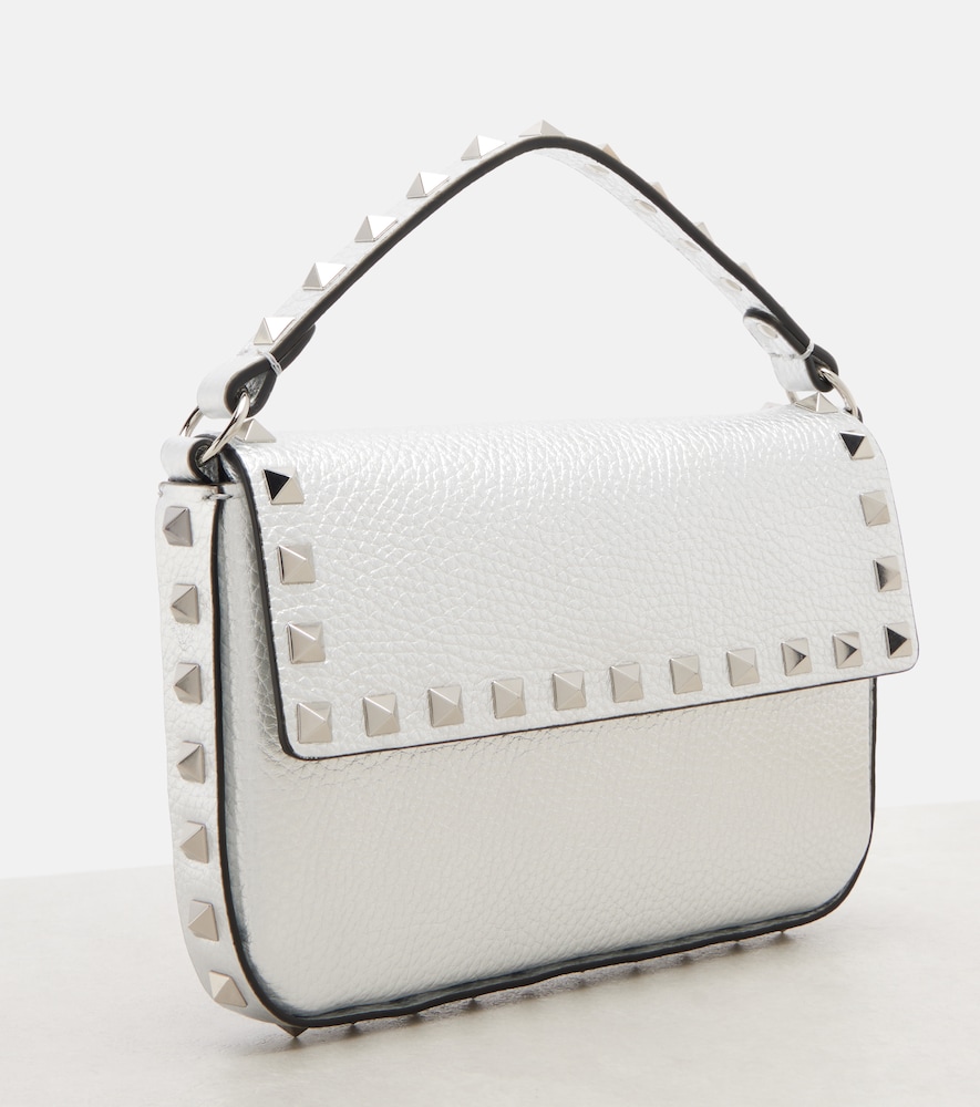  Valentino Garavani Valentino Garavani Henkeltasche Rockstud Small Aus Metallic-leder 
