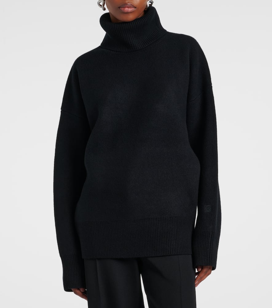 Totême Toteme Cashmere Turtle-neck Jumper In Black
