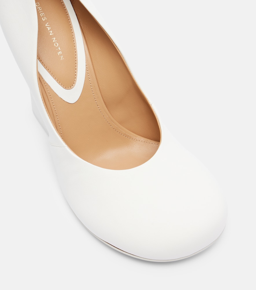  Dries Van Noten Dries Van Noten Leather Pumps 