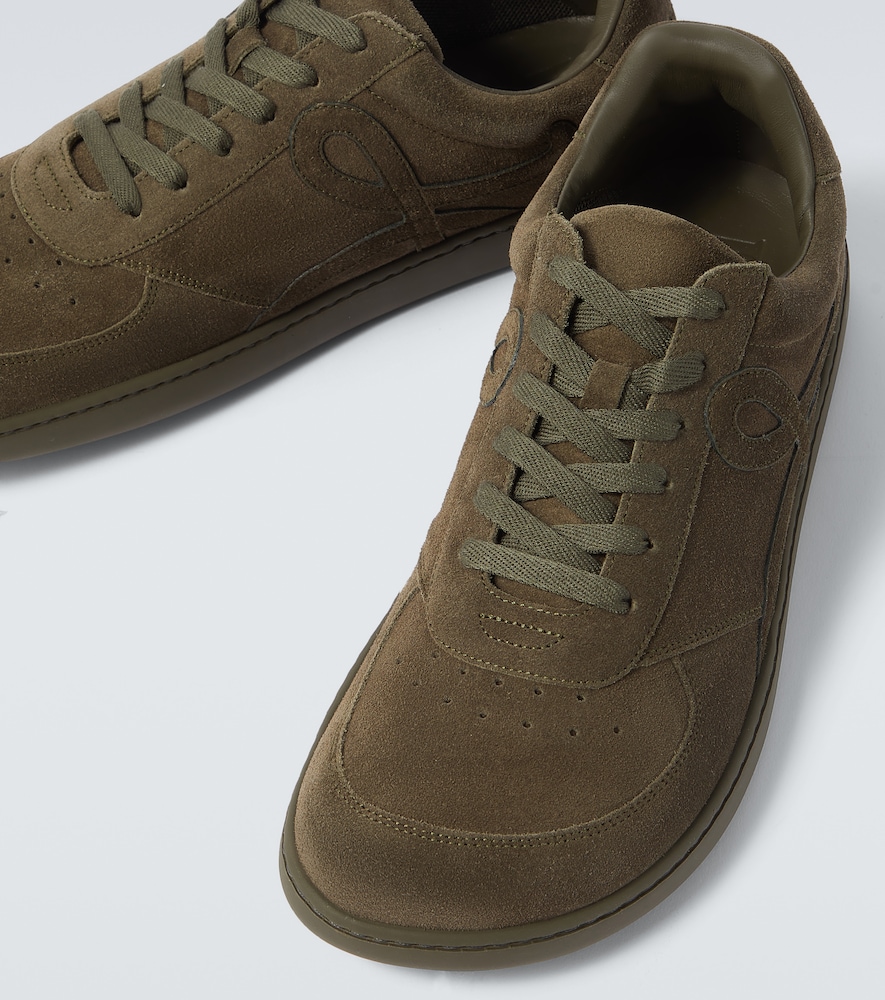 Jambo Sneakers
