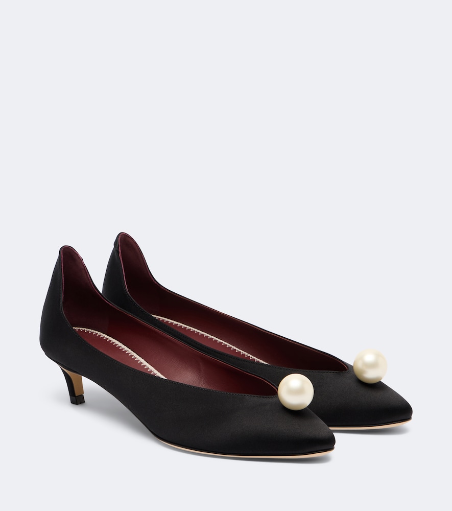 Pumps in raso