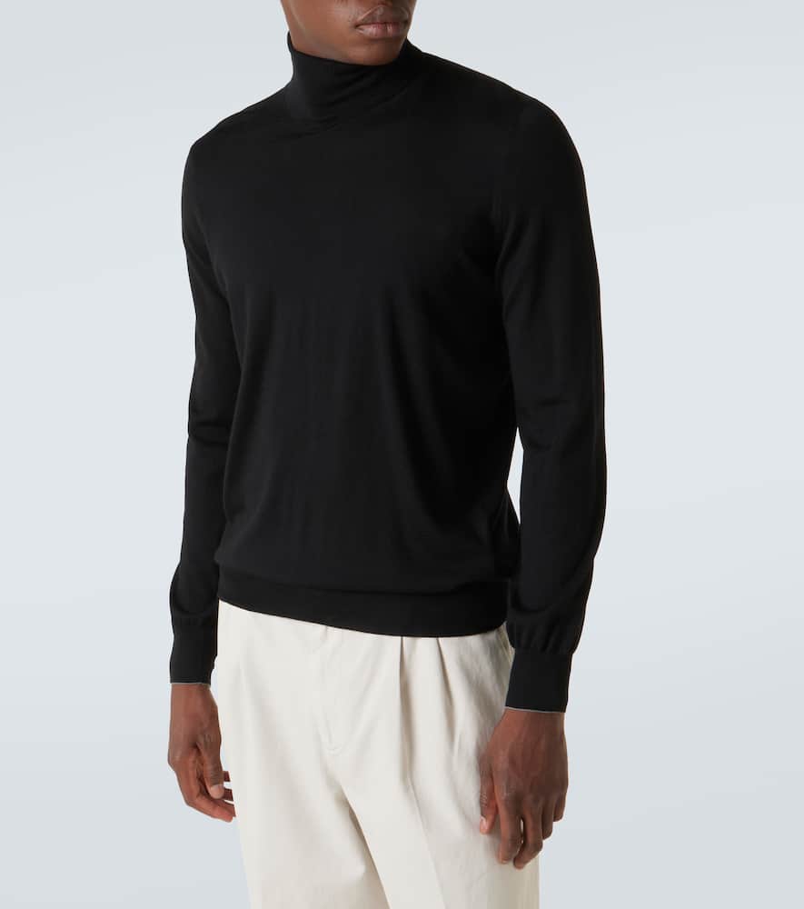 Brunello Cucinelli Wool And Cashmere Turtleneck Sweater In Black