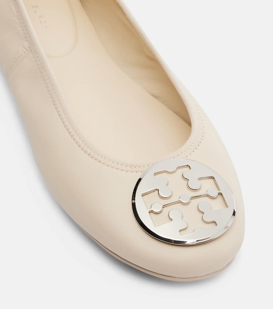 Tory Burch Reva Travel Leather Ballet Flats In White