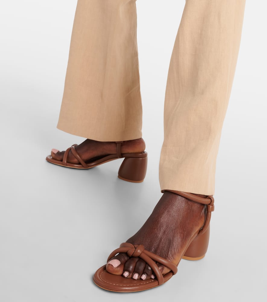 Gianvito Rossi Cassis Leather Sandals In Brown