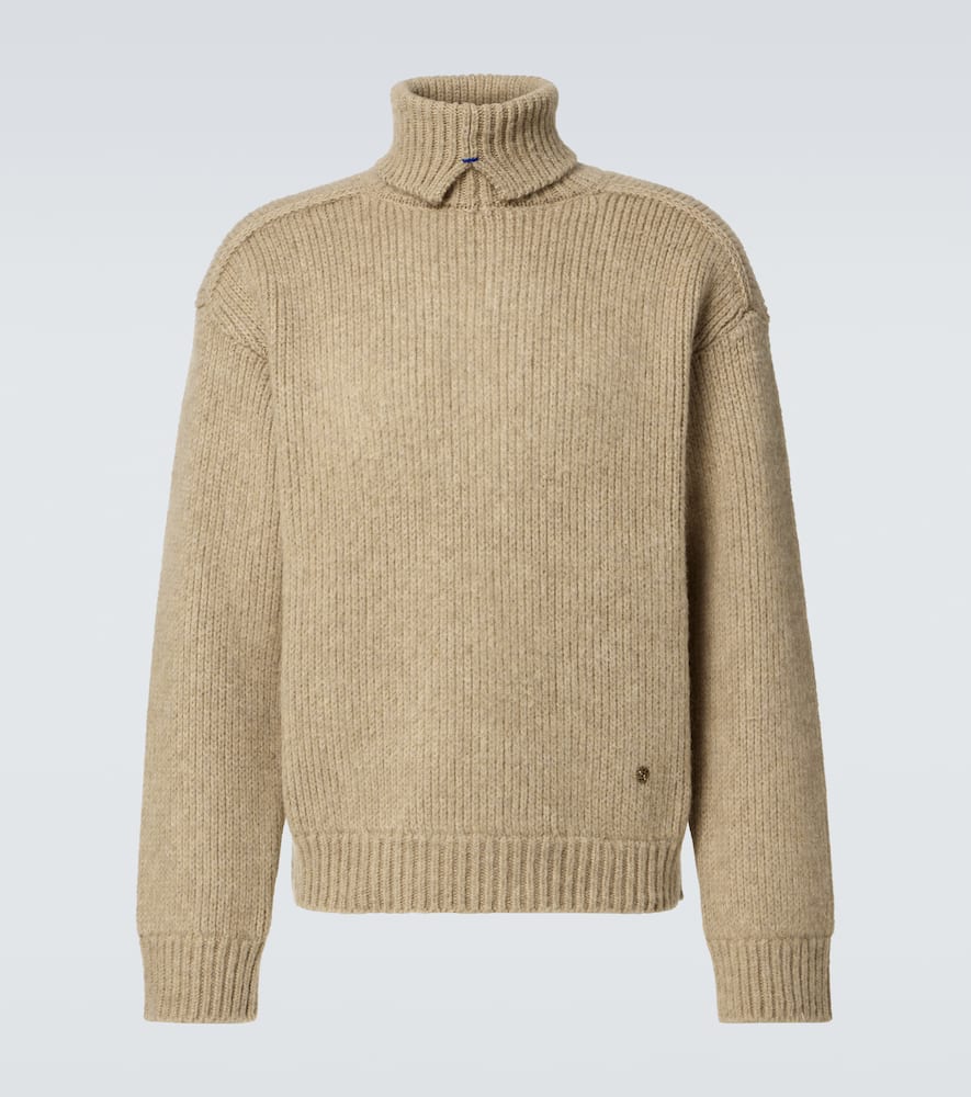 Burberry Wool and cashmere turtleneck sweater