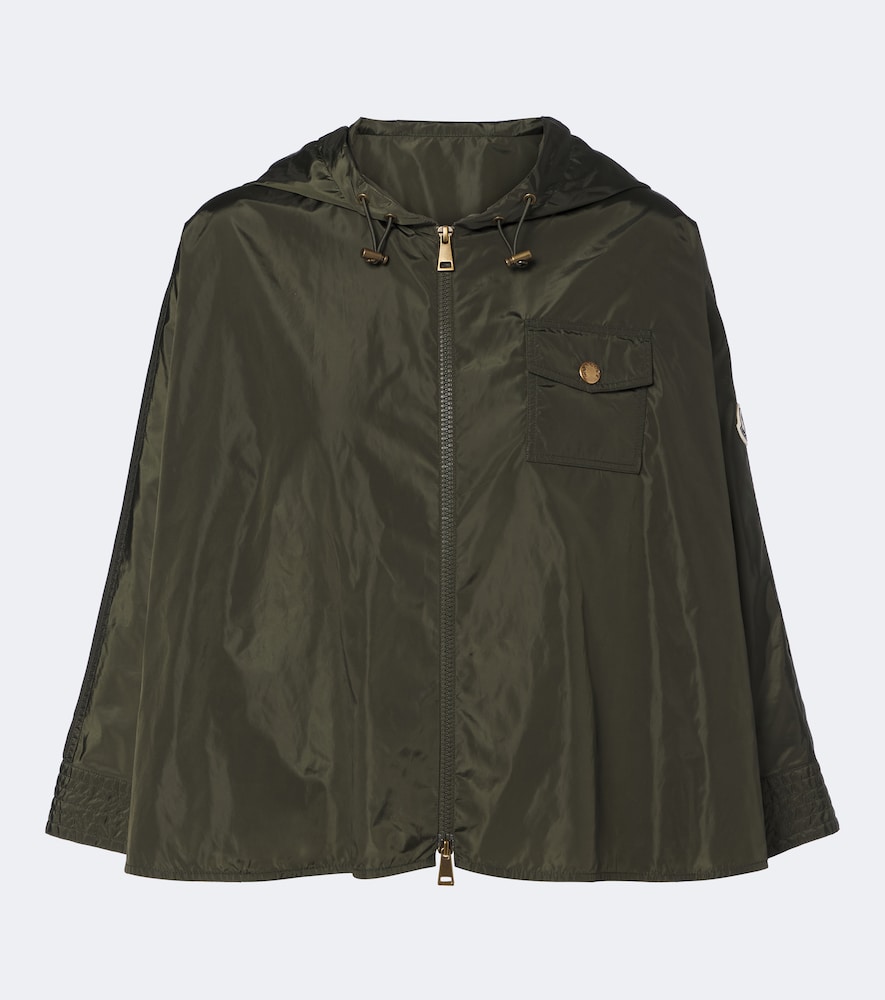 Moncler Cape capuche 650 €