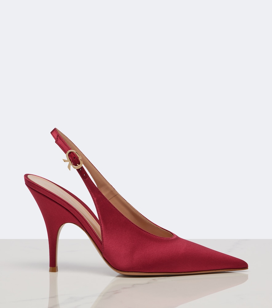 Sofia Slingback