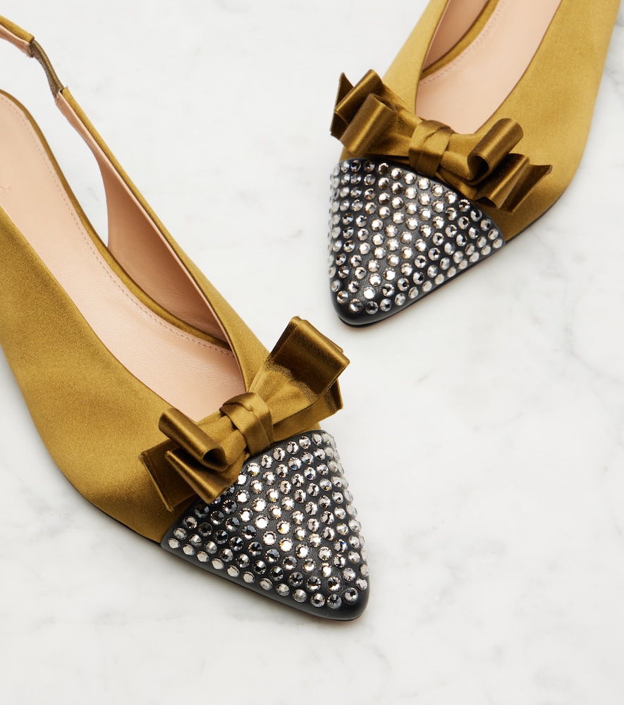  Chloe Chloe Alba 20 Embellished Satin Slingback Pumps 
