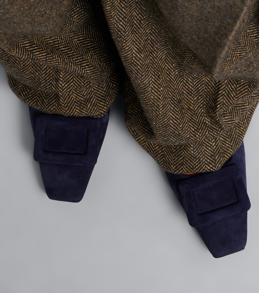 Belle Vivier Pumps