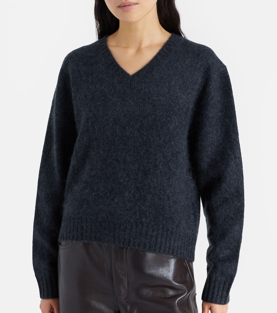 Dorothee Schumacher Fluffy Statements Wool And Cashmere Sweater In Gray
