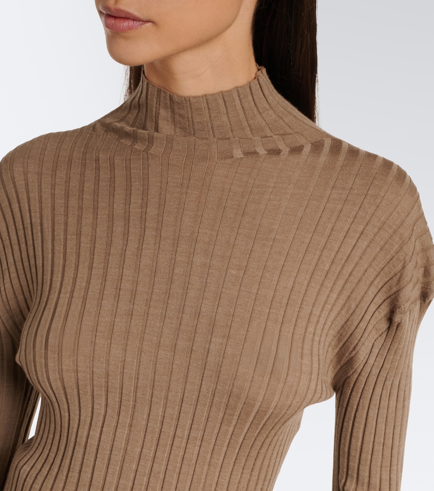 Vinci Wool And Silk Turtleneck Top