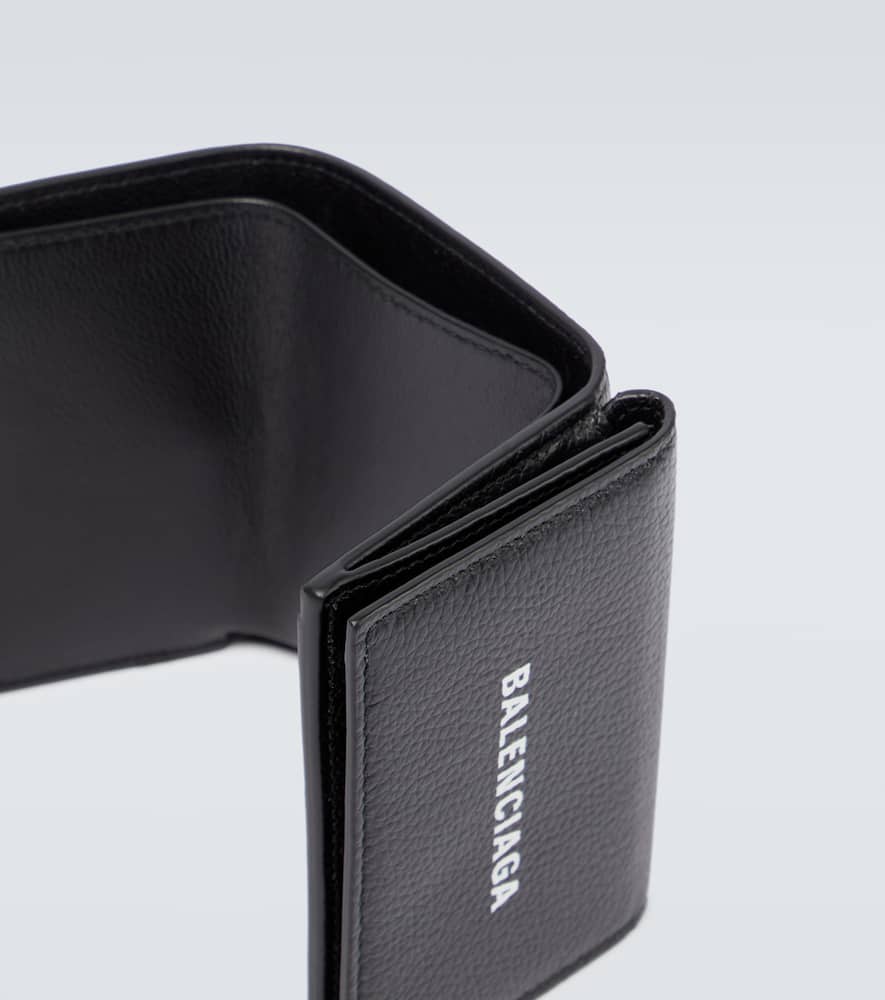 BALENCIAGA CASH LEATHER WALLET