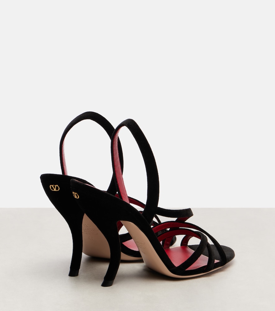 Garavani Fetishique 105 Velvet Slingback Sandals