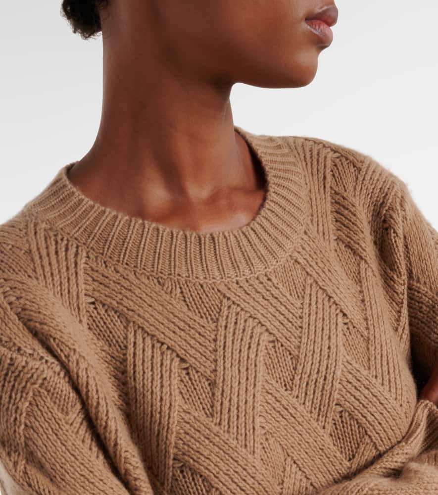 Jardin Des Orangers Oversized Wool And Cashmere Sweater In Brown