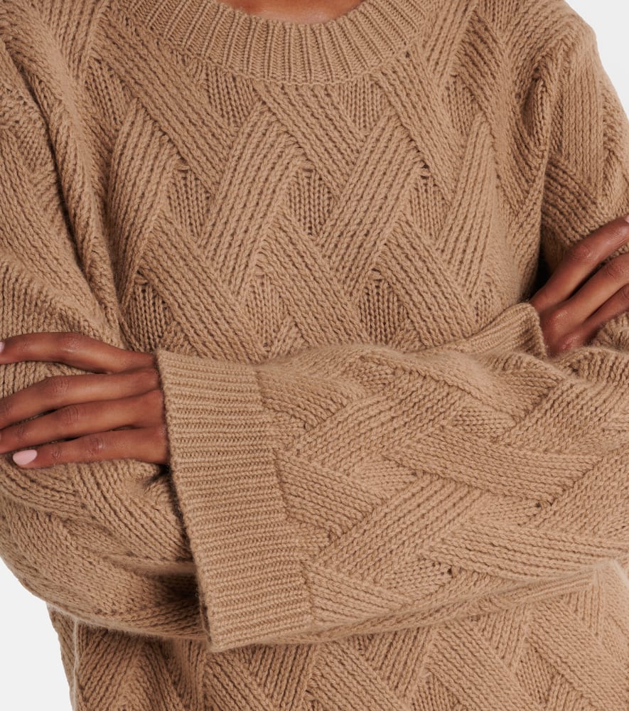 Jardin Des Orangers Oversized Wool And Cashmere Sweater In Brown