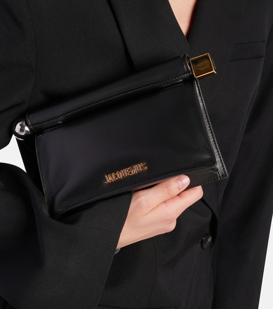 Jacquemus La Petite Pochette Rond Carré Leather Clutch In Black