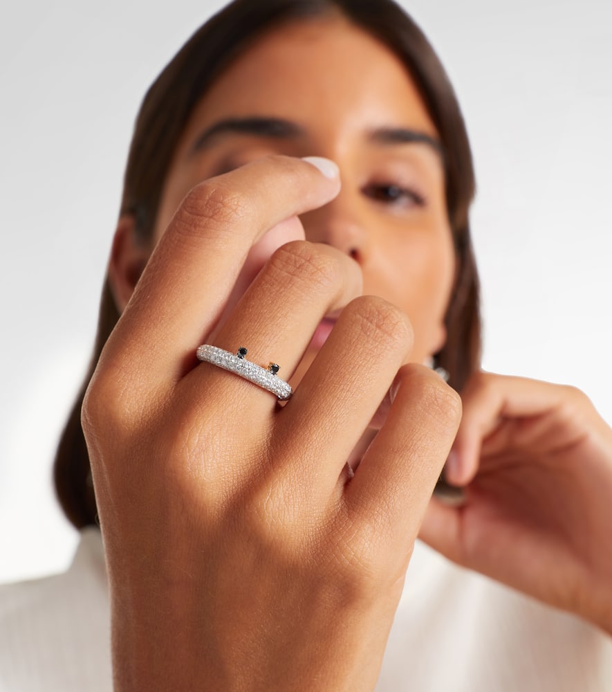 Yvonne Léon 9kt White Gold Ring With Black Diamonds And Grey Diamonds In White