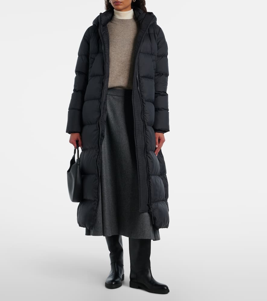 Canada Goose Mystique Hooded Down Coat In Black