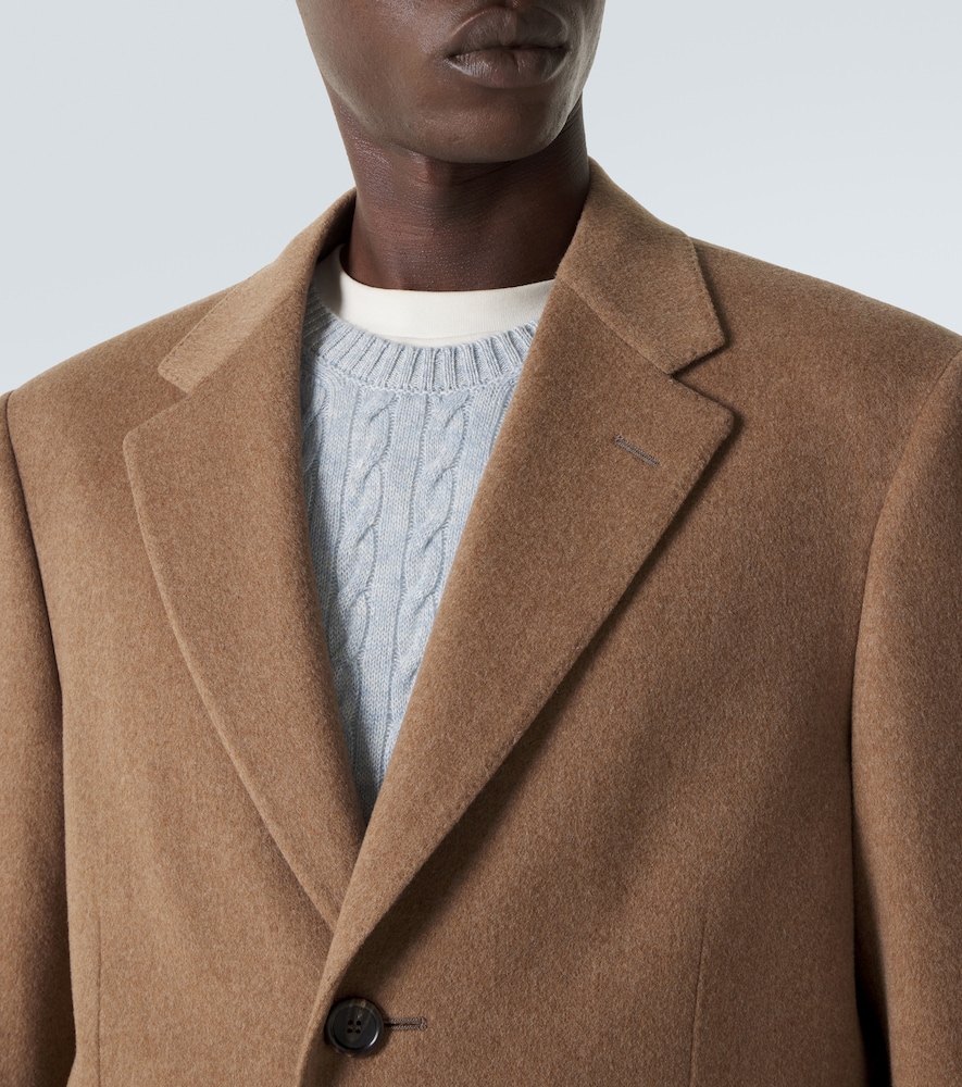 Single-Breasted Coat